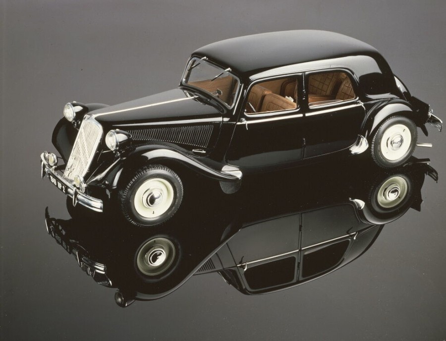 Vehicules Heller | Citroen 15 Six Traction Avant (80799)